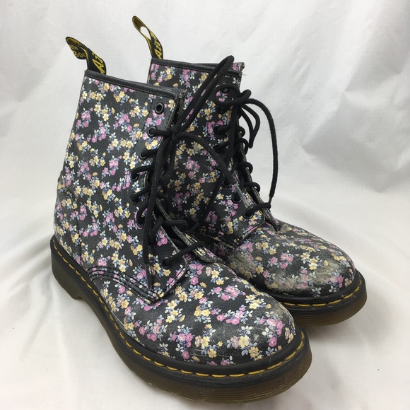 Dr. Martens Shoes - Dr Martens combat boots 1460 floral print leather